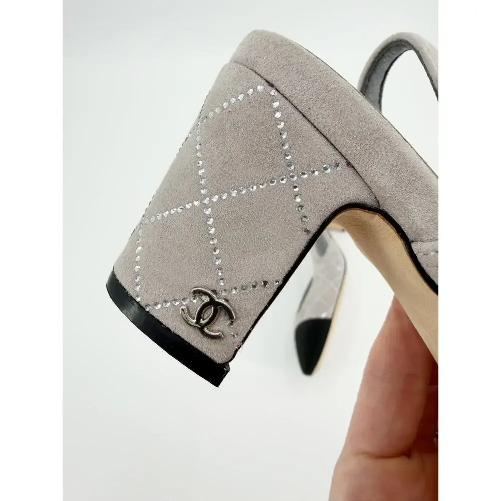 Chanel Quilted Suede Slingback Gray Crystal CC Logo Pumps Heels Size 43 EU 12